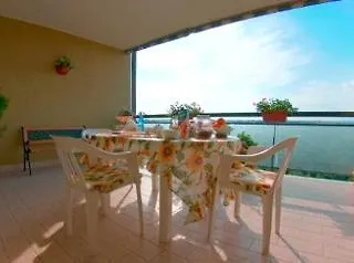 Hotel "casa Vacanze ""chez Gabrielle"""